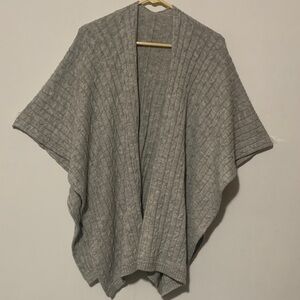 Gray Women's Alpaca  Cable Knit Wrap